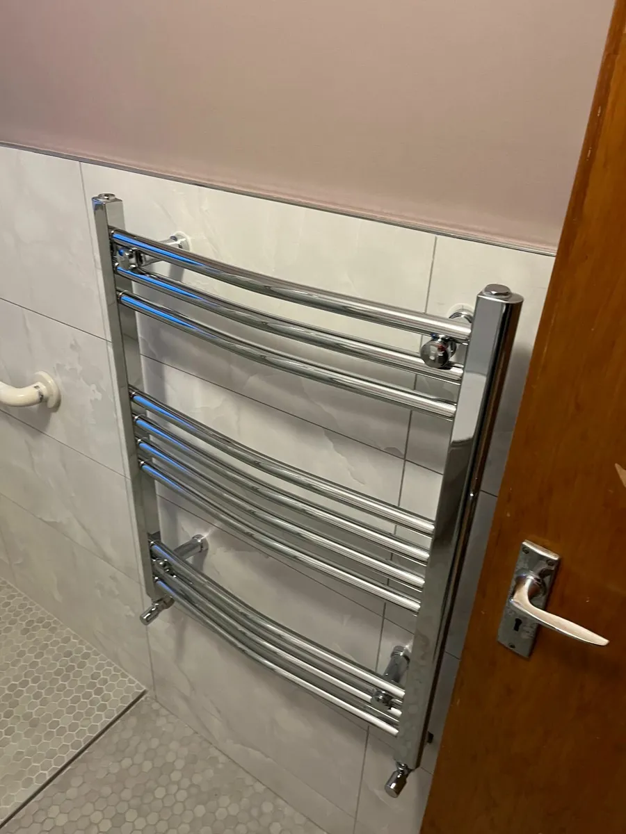 shower screen & towel radiator - Image 2