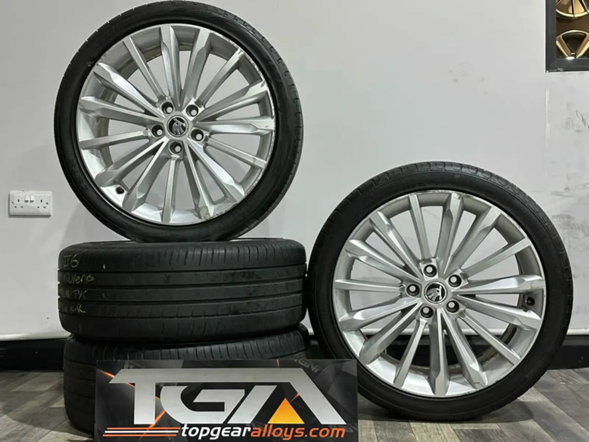 19" GENUINE SKODA SUPERB III Alloy Wheels & Tyres - Image 1