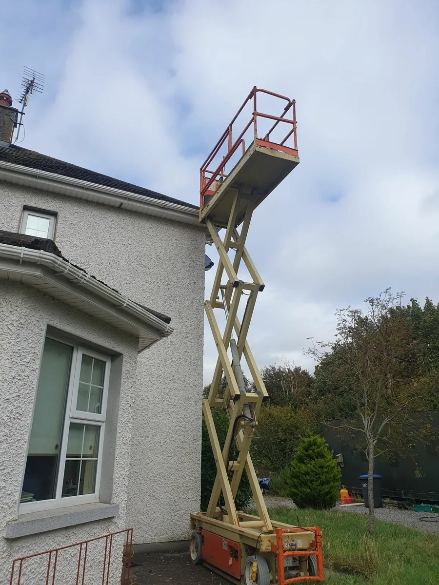 SISSORS HOIST - Image 1