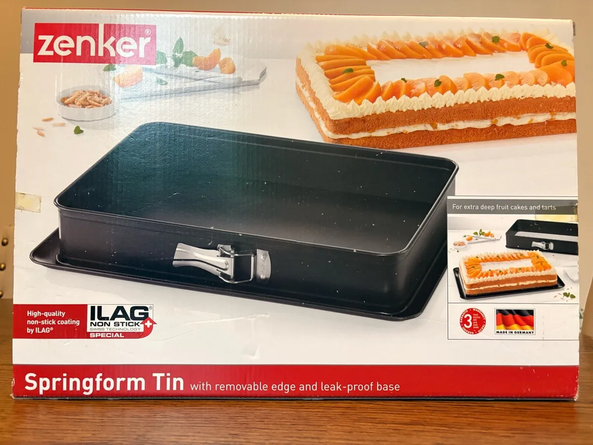 Cake Tin - Image 1