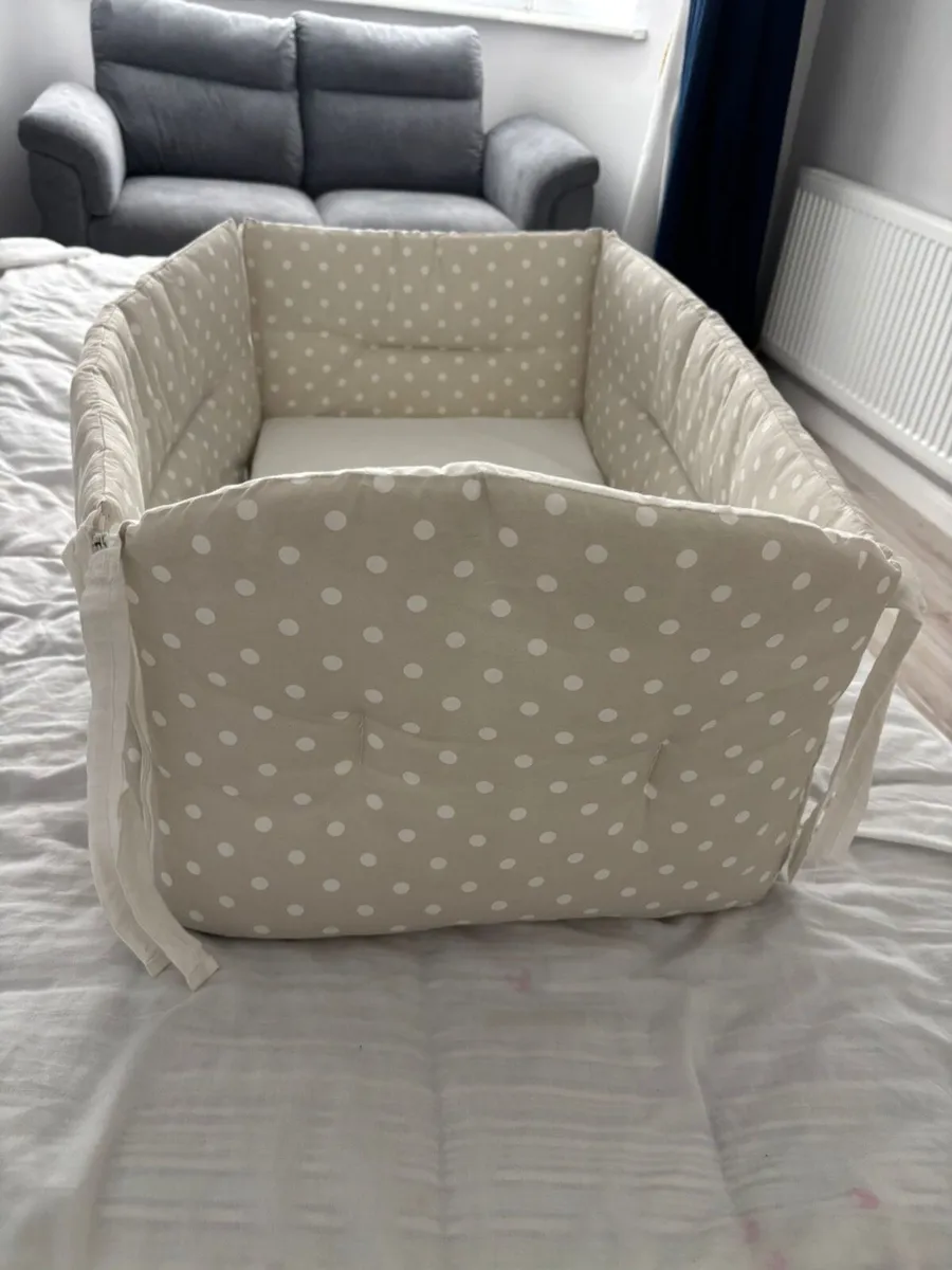 Newborn bed reducer - Image 3
