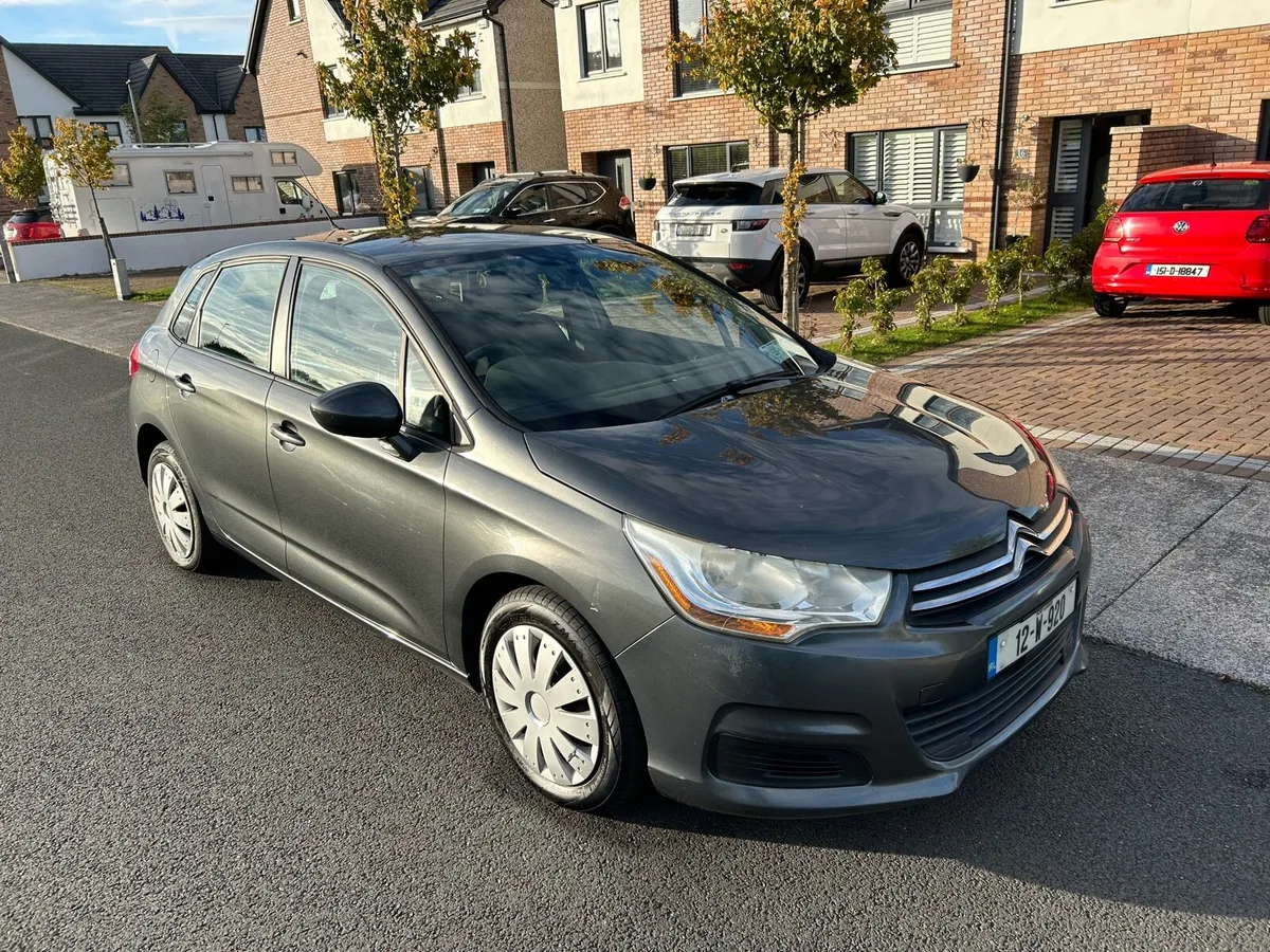 12 CITROEN C4 VTR+ €2,750 NCT 08-26 - Image 1