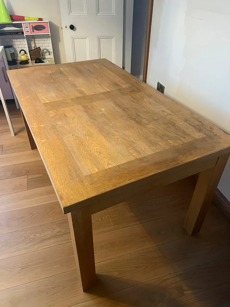 Dining table - Image 2