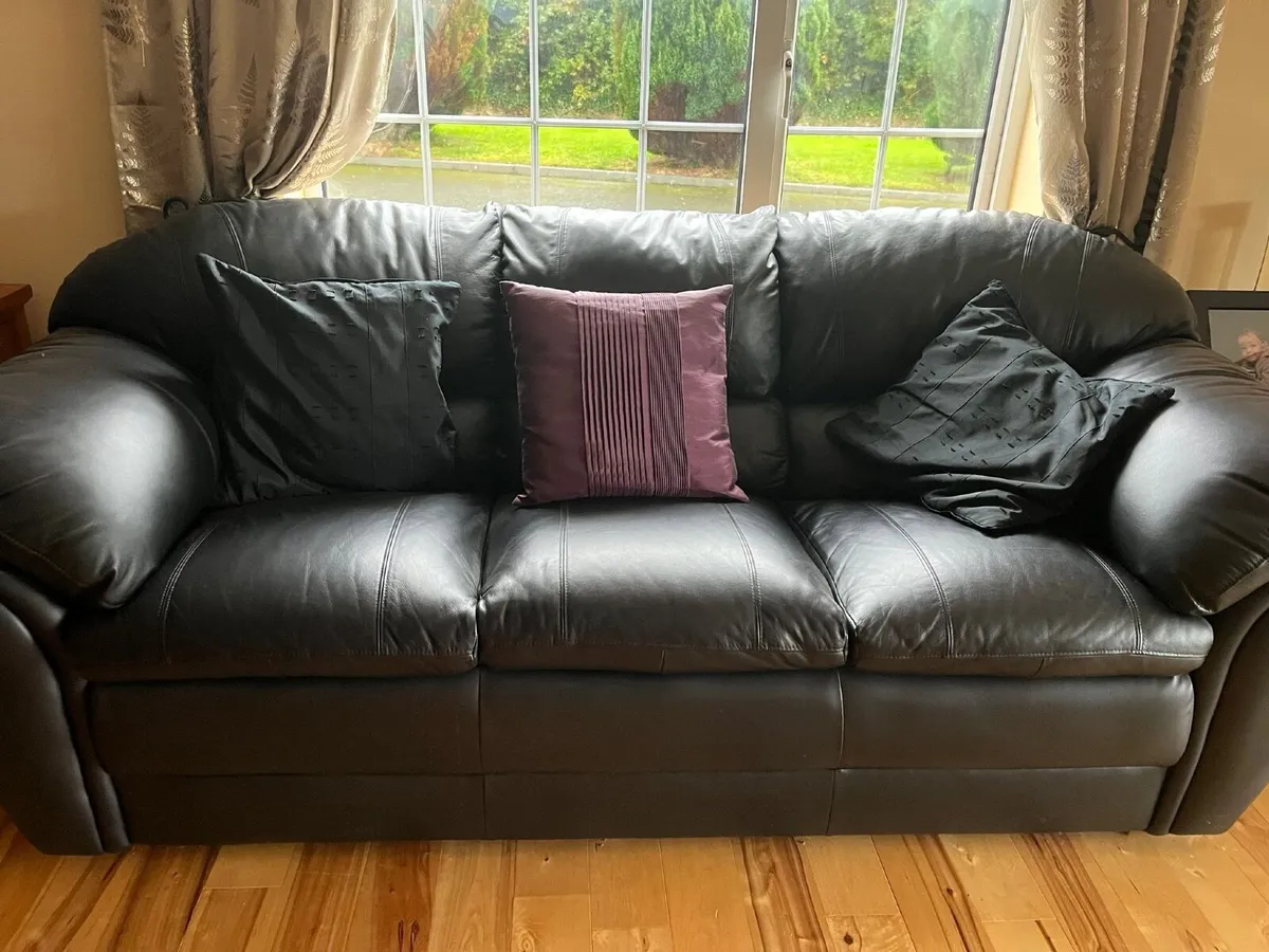 Leather sofa - Image 1