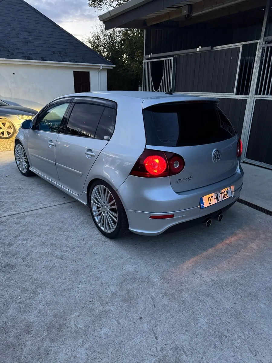 Volkswagen Golf R32 COMMERCIAL - Image 1