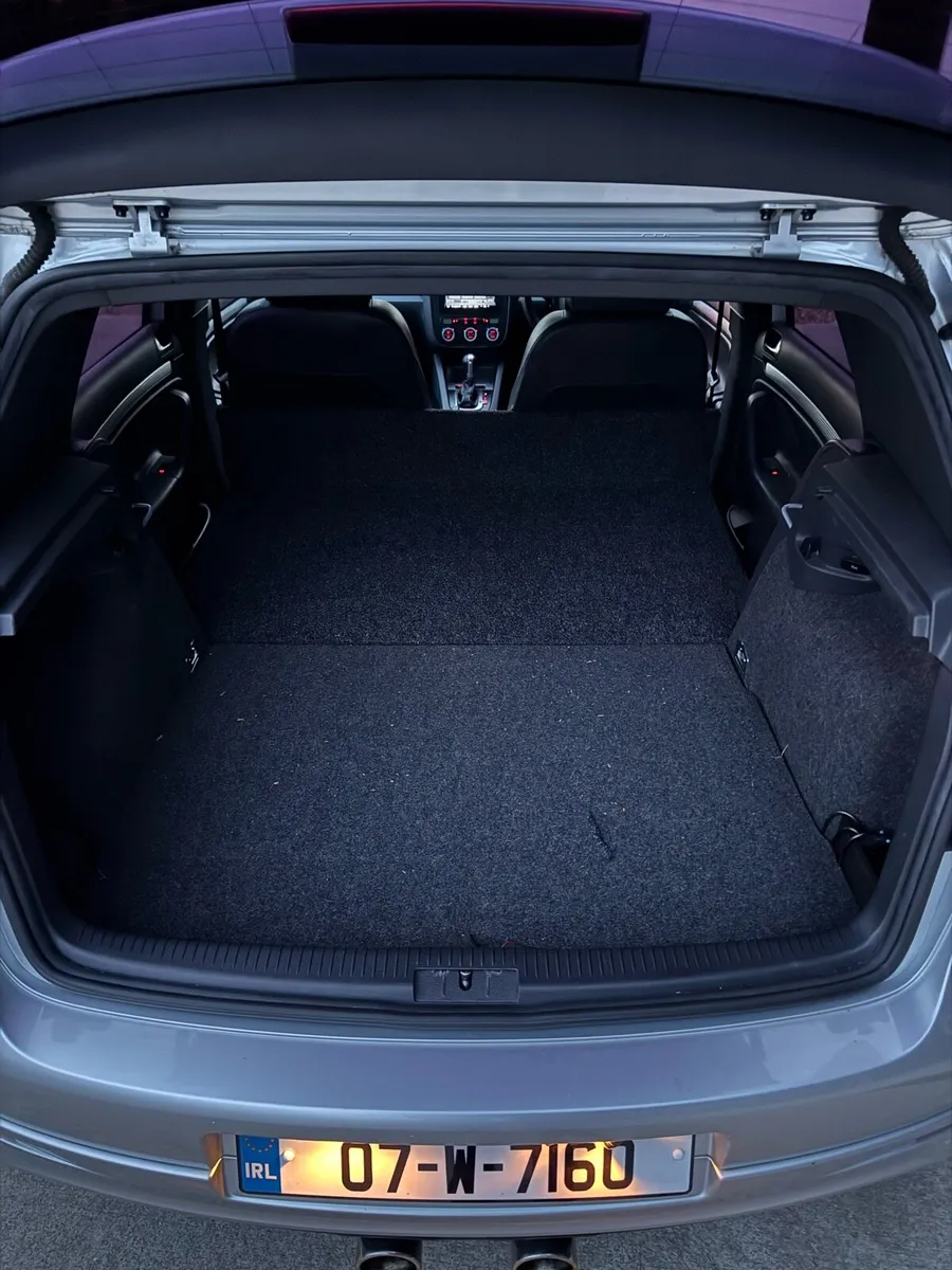 Volkswagen Golf R32 COMMERCIAL - Image 4
