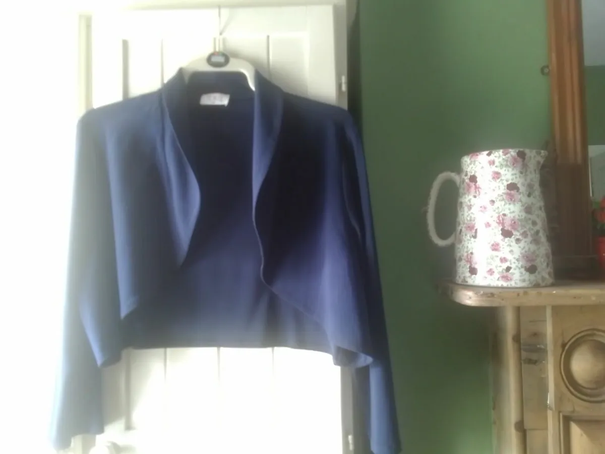 LIBRA DESIGN NAVY JACKET SIZE 16-18 as NEW - Image 1