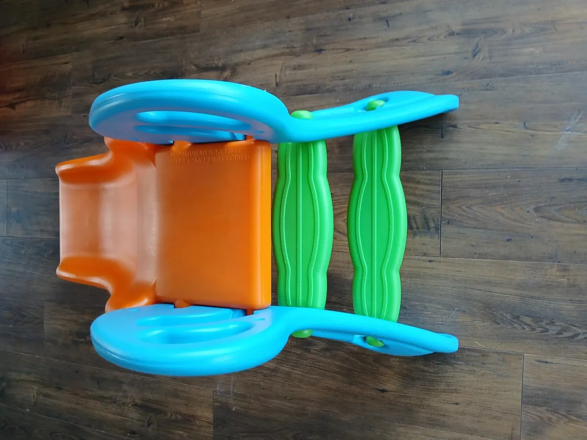 Small Kids Slide - Image 3