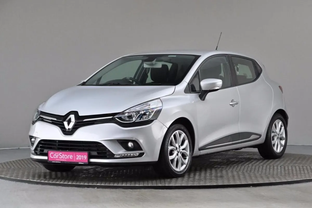 Renault Clio 0.9 TCE 90bhp Dynamique NAV 5spd - Image 3