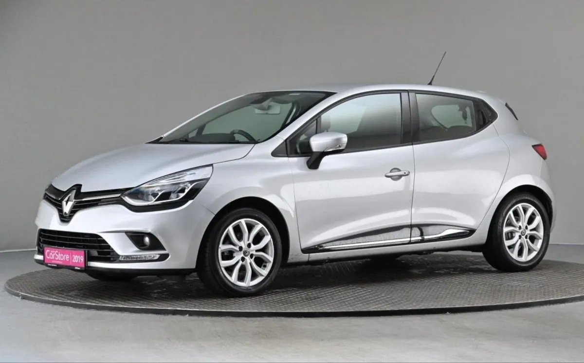 Renault Clio 0.9 TCE 90bhp Dynamique NAV 5spd - Image 4