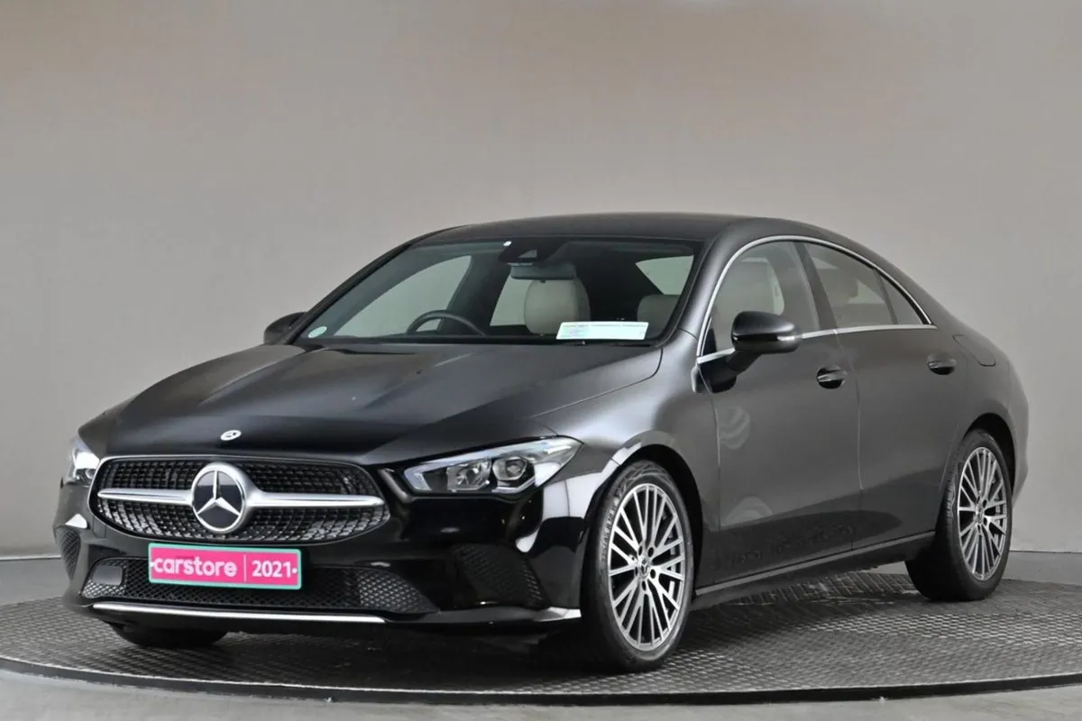 Mercedes-Benz CLA Cla180 Coupe 4DR  full Beige Le - Image 3