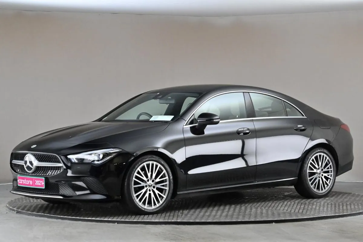 Mercedes-Benz CLA Cla180 Coupe 4DR  full Beige Le - Image 4