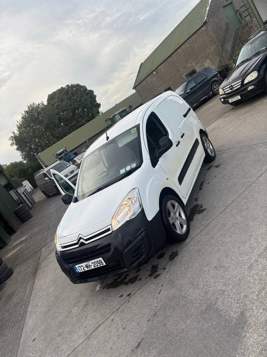 Berlingo 172 - Image 1