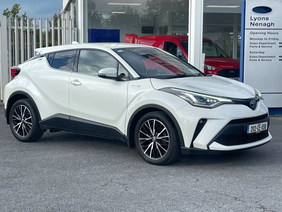 C-HR 2020 Hybrid **Minimum Trade-In Allowance - Image 1