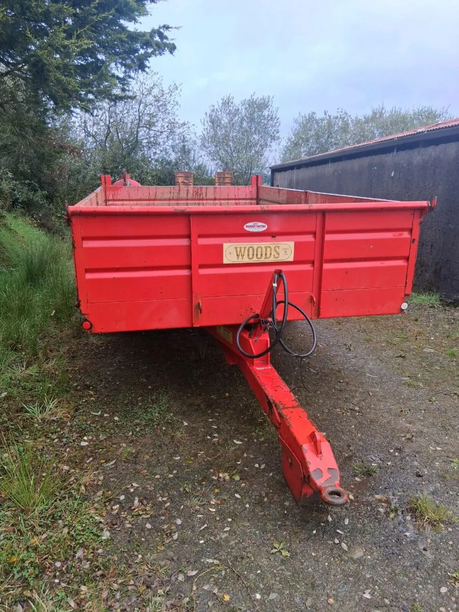 Trailer - Image 1