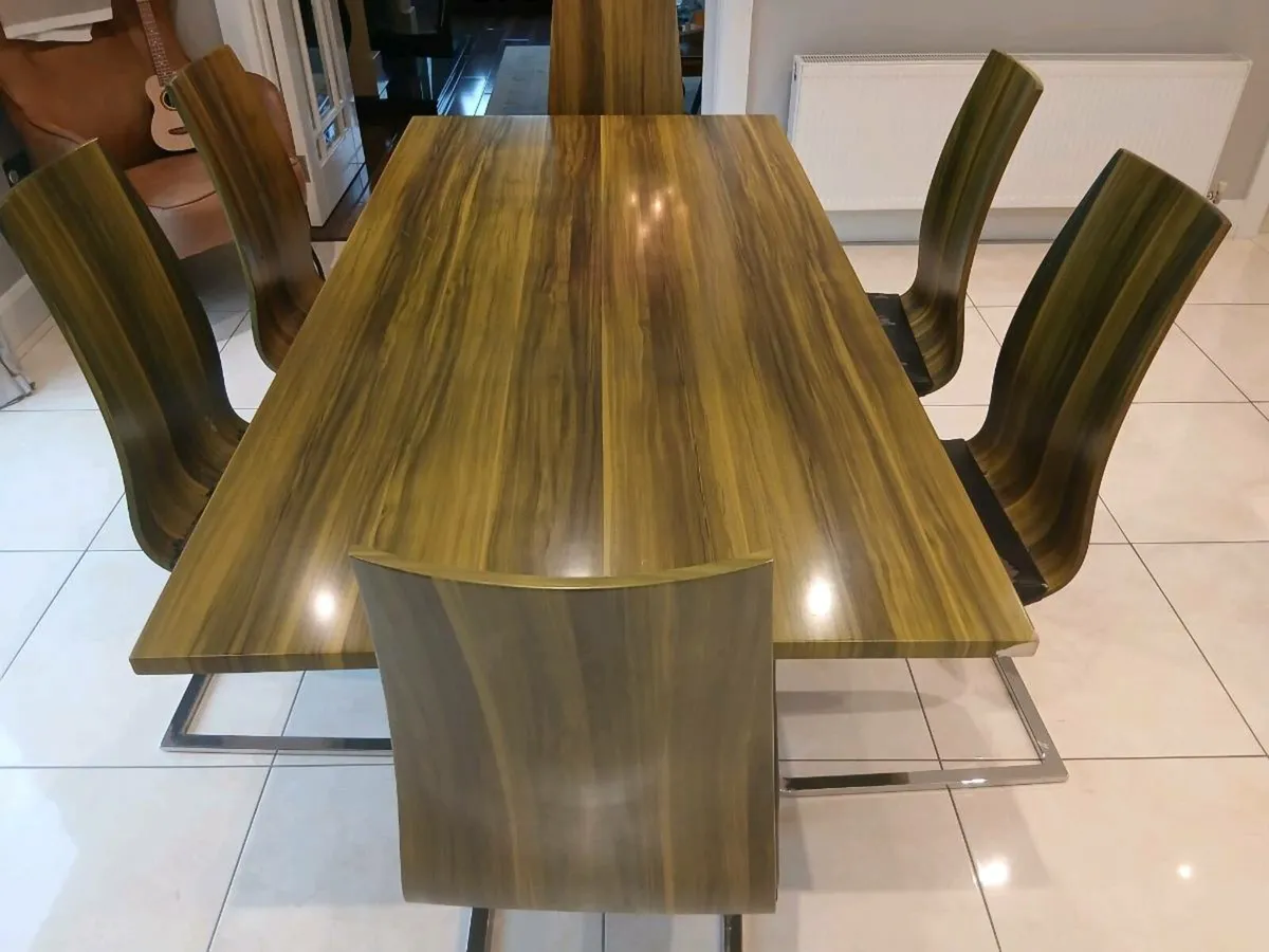 Kitchen table & chairs - Image 2