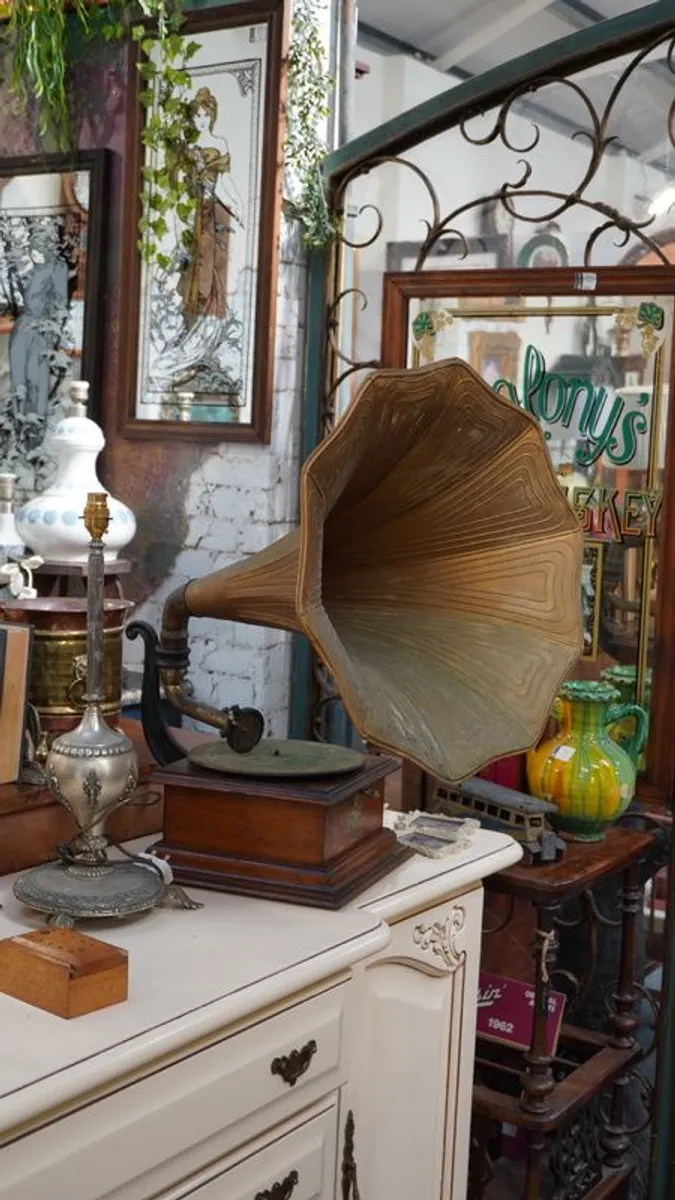 Antique Pathe Phonograph - Image 1