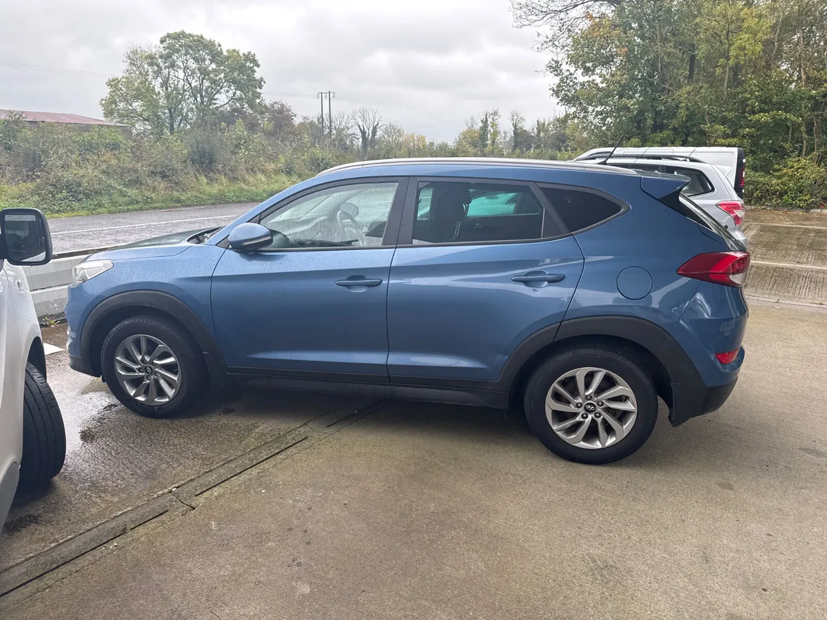 Hyundai Tucson 2017 - Image 2