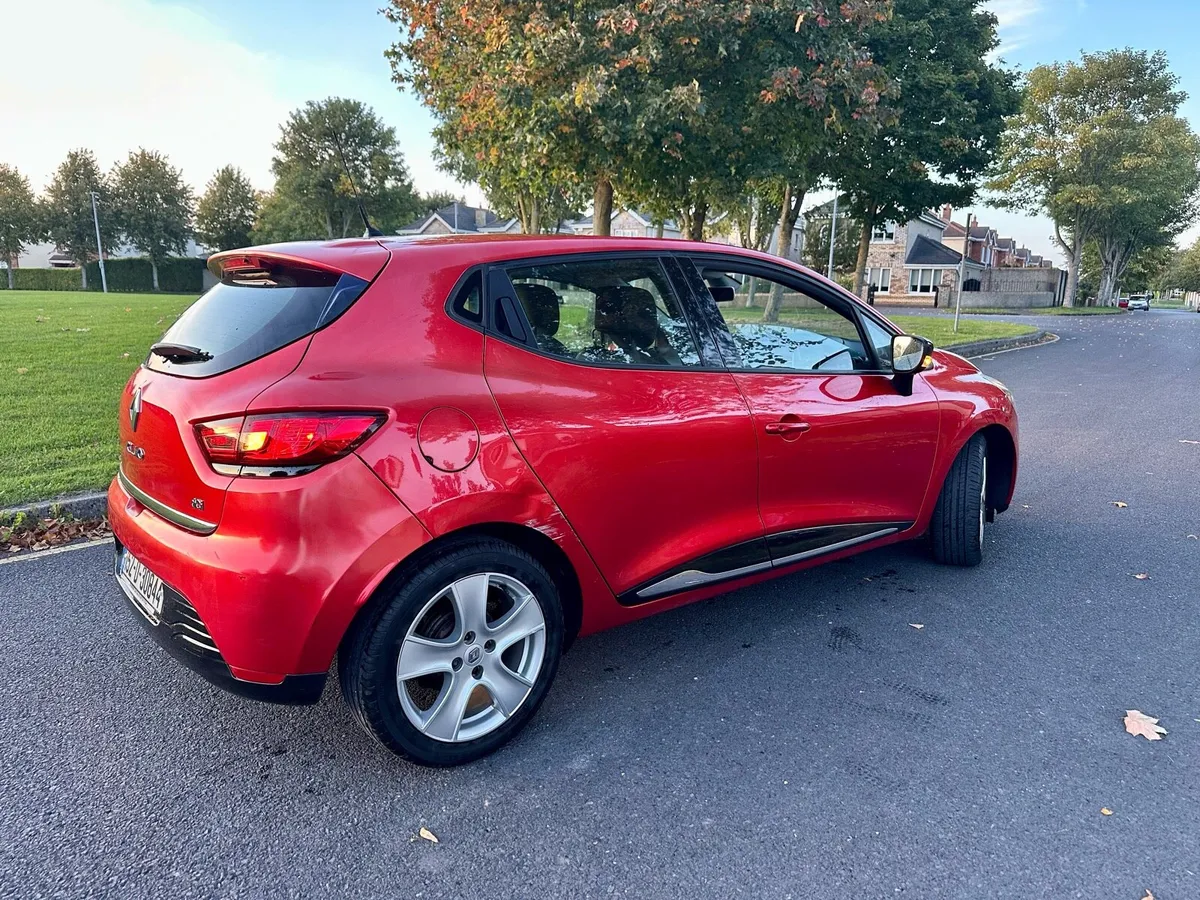 💥RENAULT CLIO 1.5 DCI,  LOW MILEAGE 💥 - Image 2
