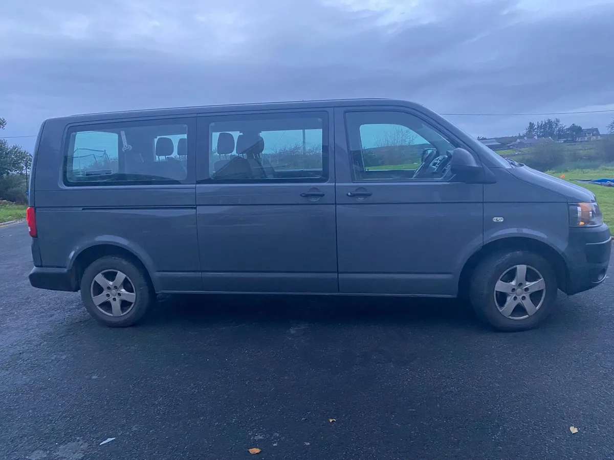 Volkswagon Transporter Shuttle 8 seater - Image 3