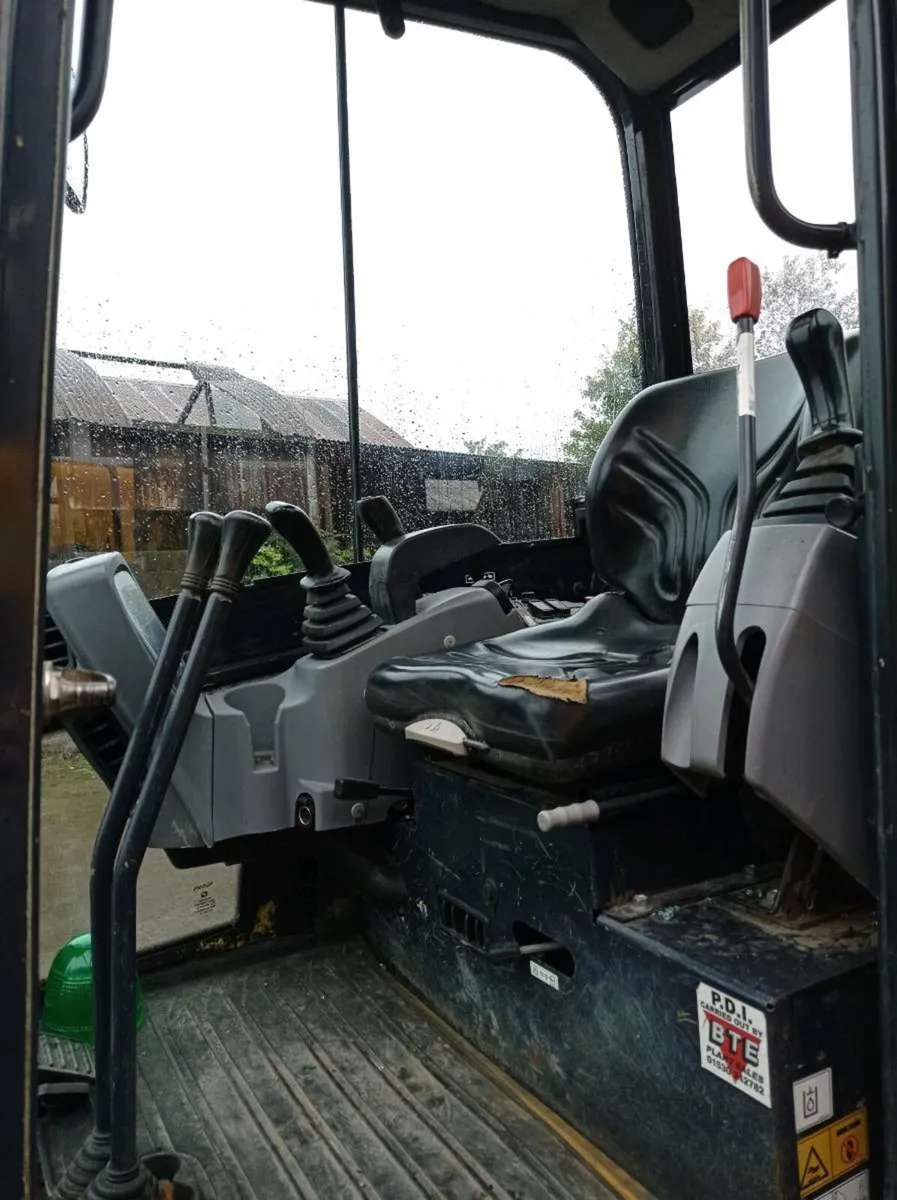 Kubota digger - Image 4
