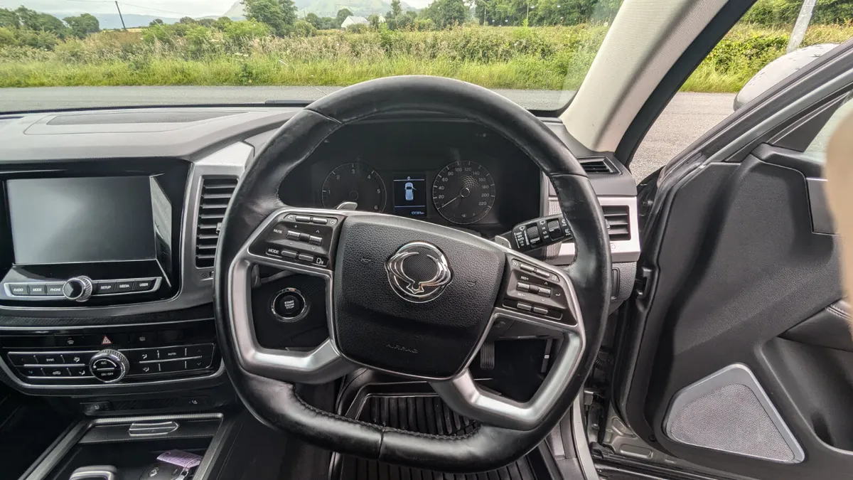 SsangYong Rexton 2021 - Image 2