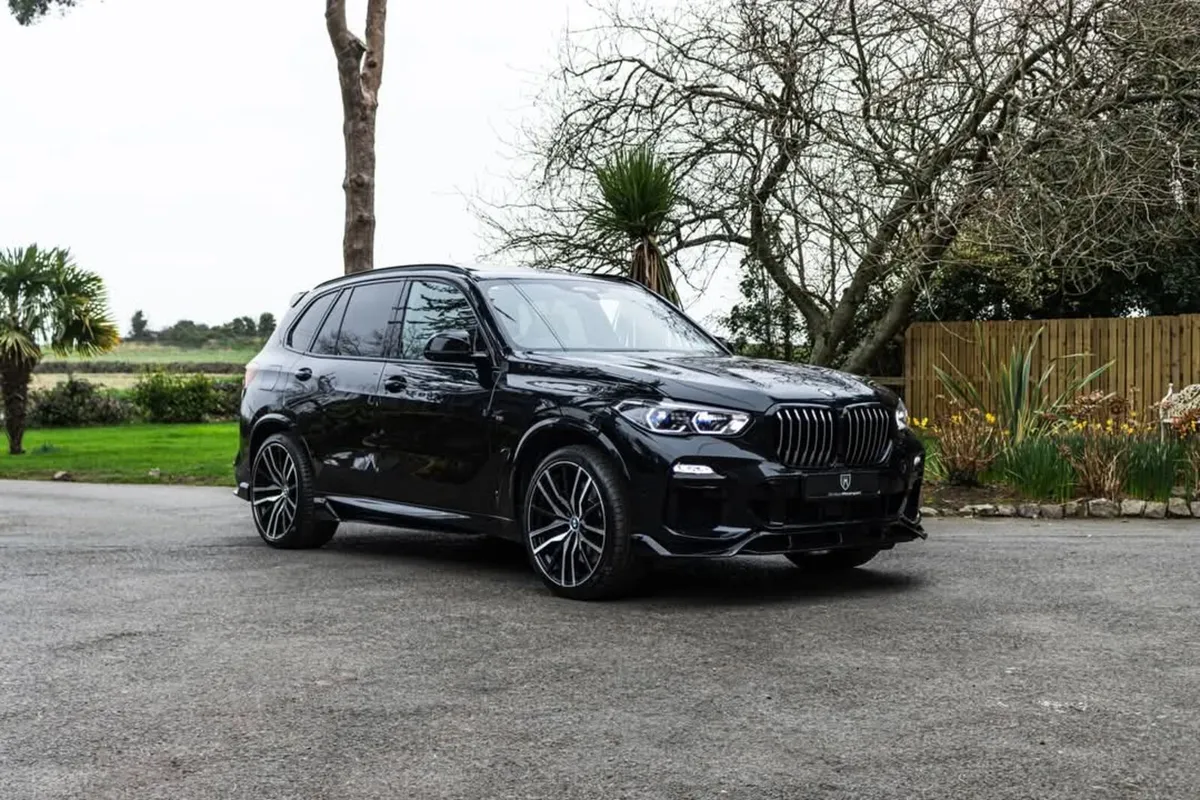 BMW X5 - Image 2