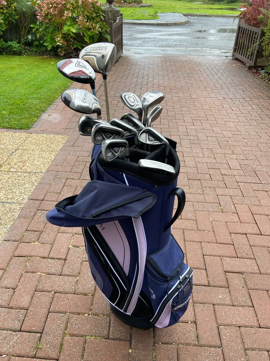 Lady’s. Golf. Clubs and. Bag - Image 1