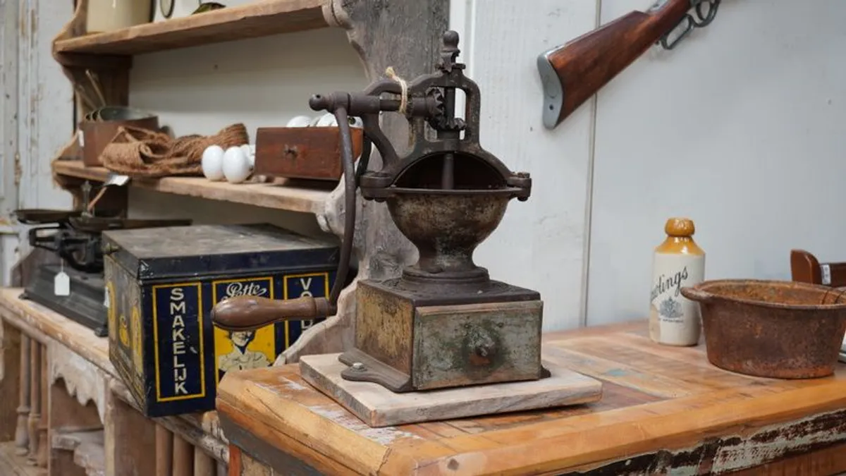 Vintage Peugeot Freres Cast Iron Coffee Grinder - Image 2