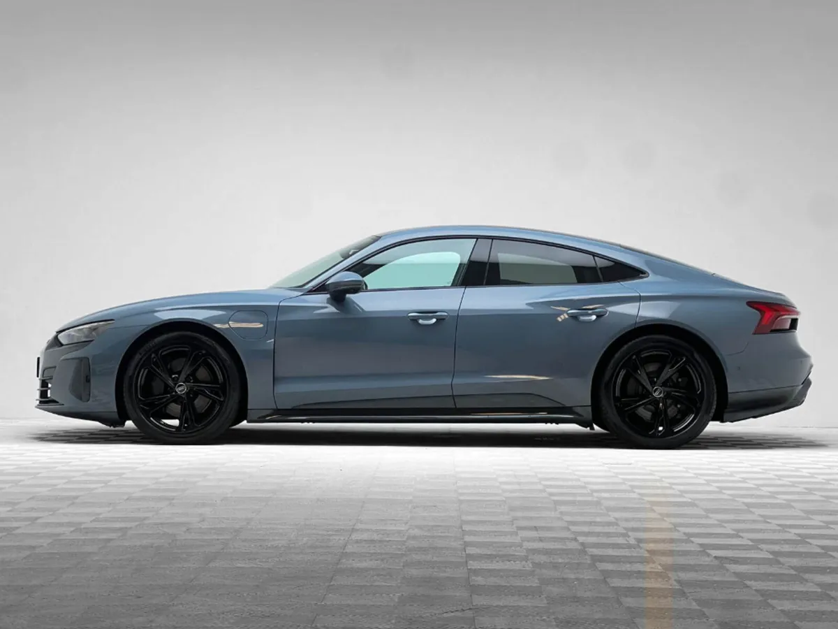 Audi e-tron GT GT 530HP QUATTRO - Image 4