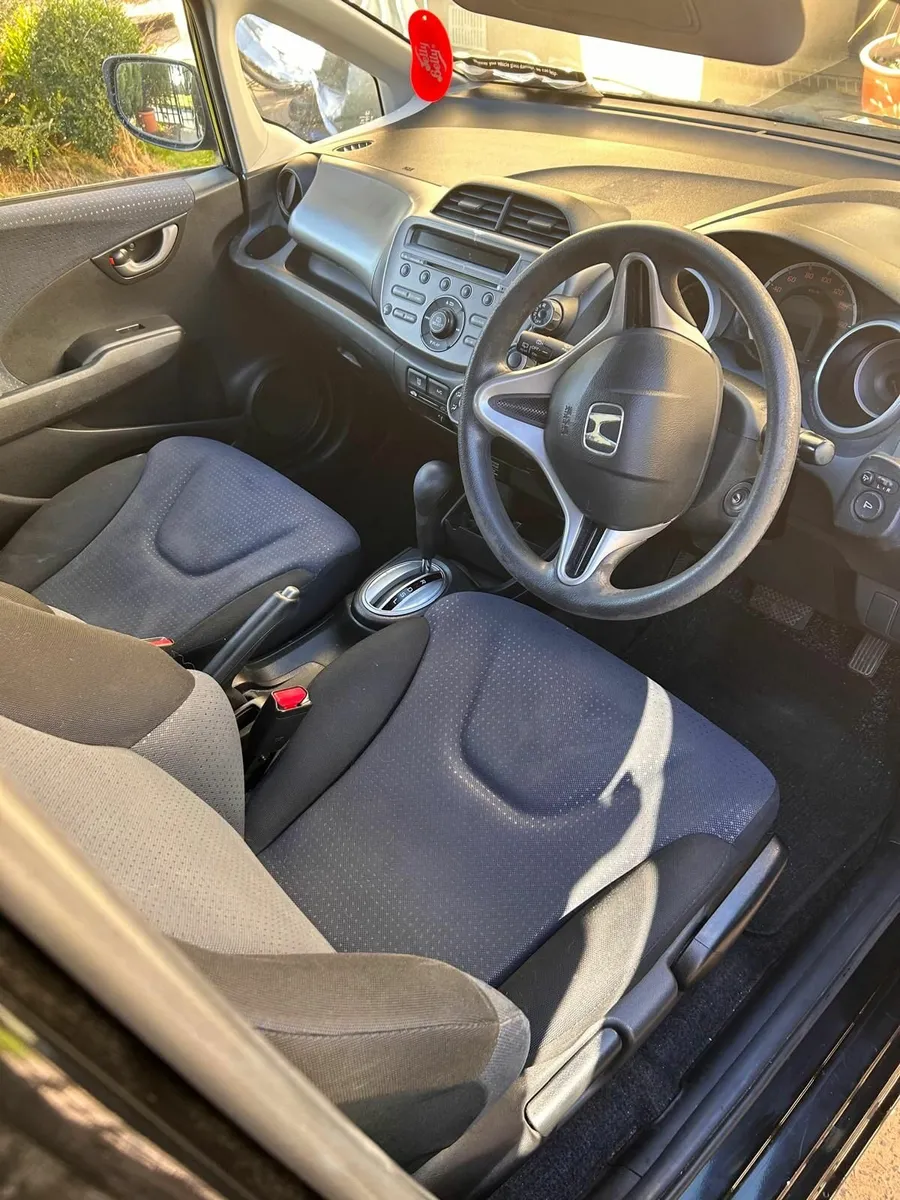 Honda Fit 2008  Automatic - Image 4