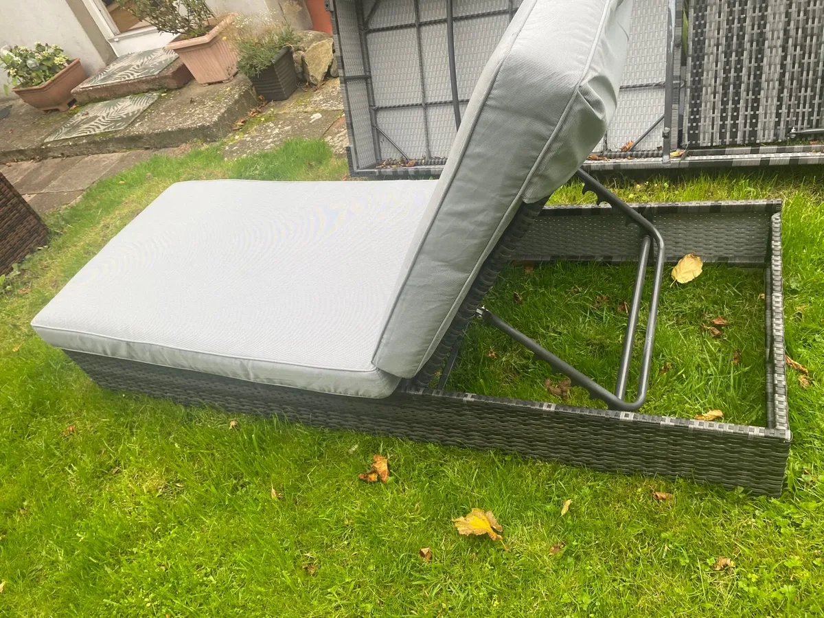 Grey rattan garden lounger and cushion - Image 2