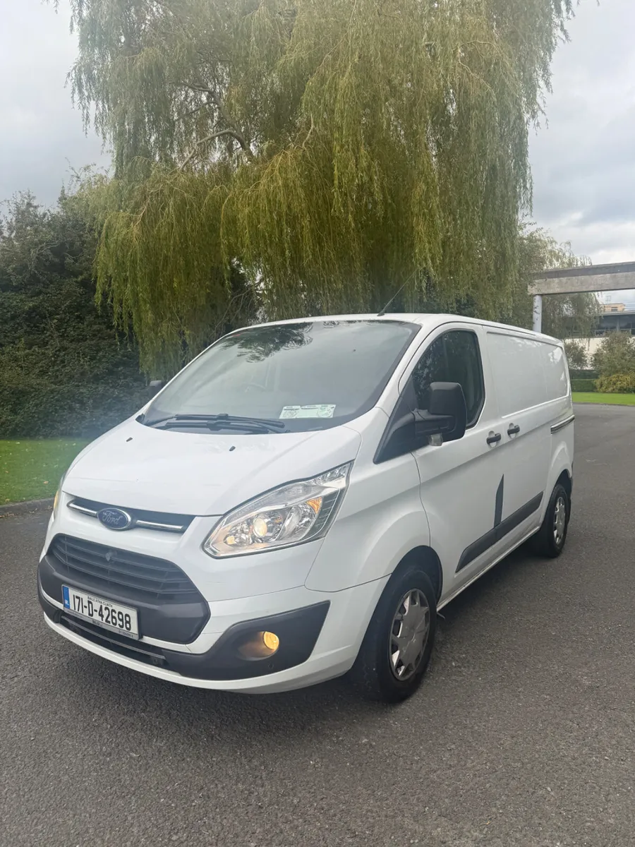 Ford Transit Custom 2017 INCLUDES VAT - Image 3
