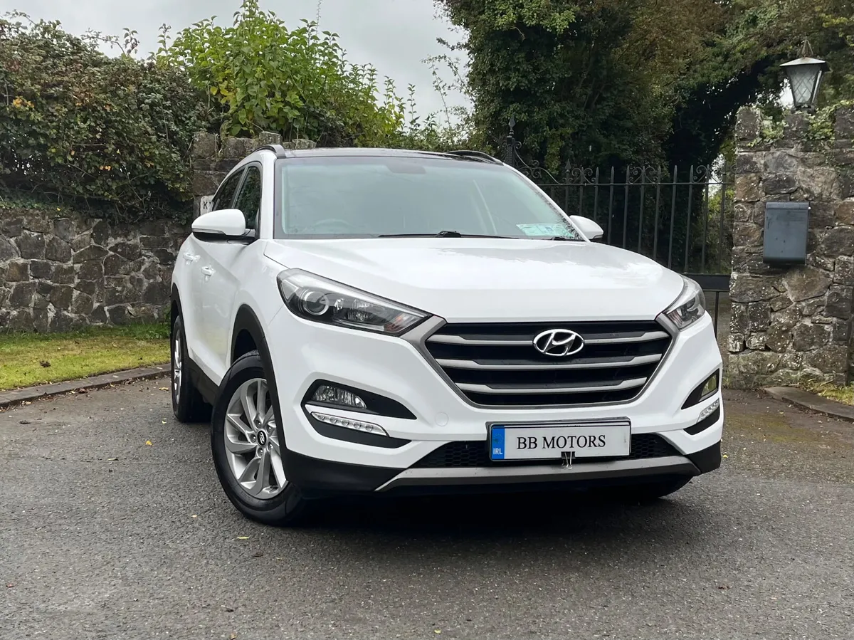 Hyundai Tucson 1.7 D Premium - Image 2