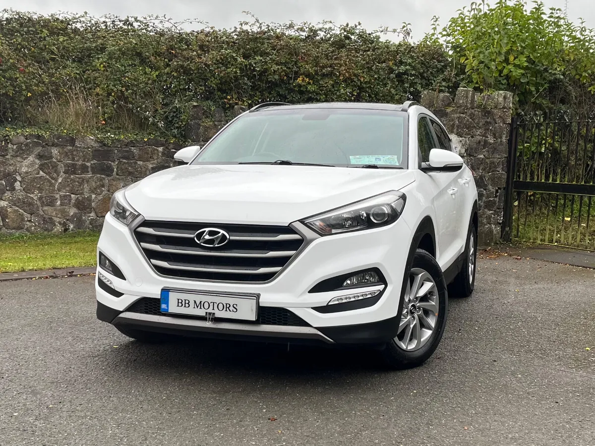 Hyundai Tucson 1.7 D Premium - Image 4