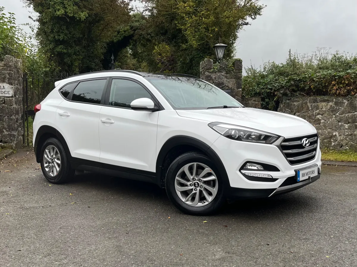 Hyundai Tucson 1.7 D Premium - Image 3