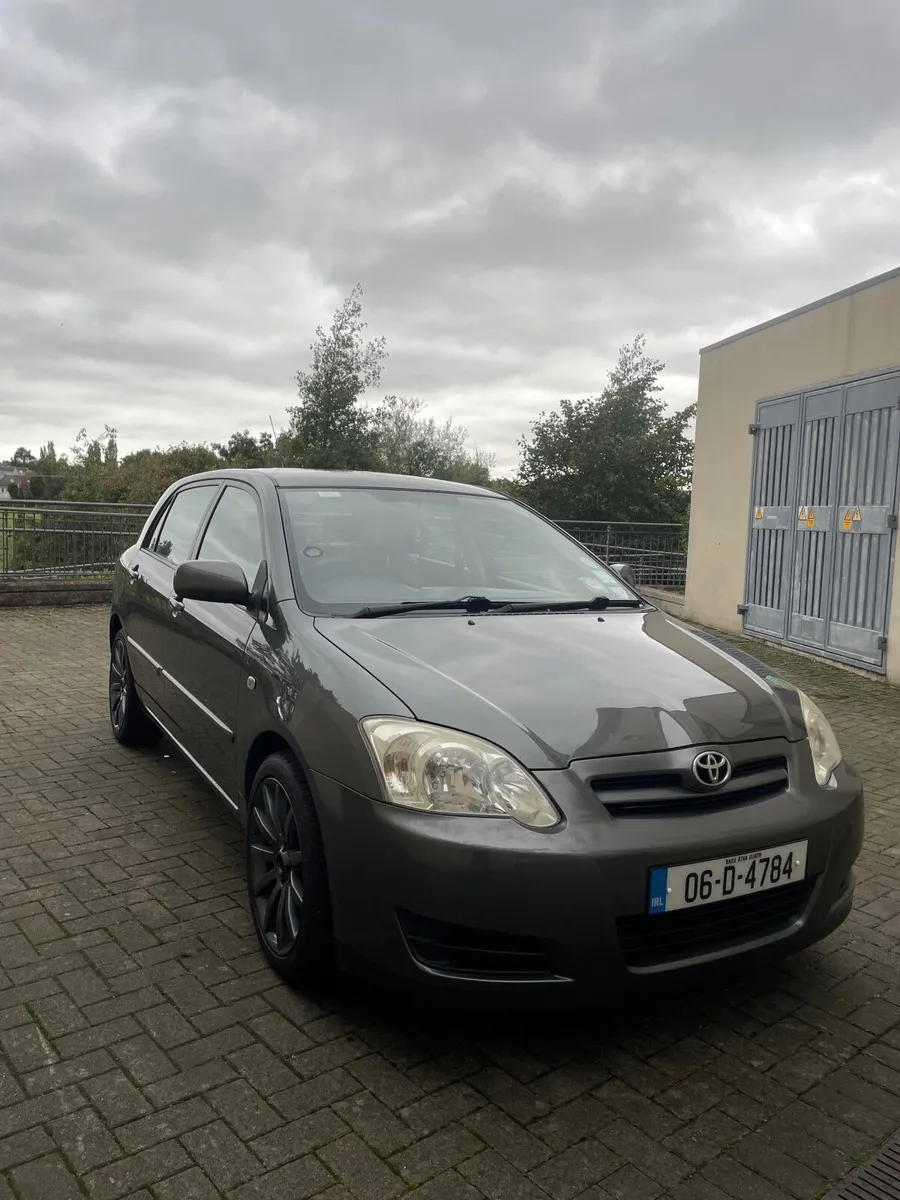 Toyota Corolla 2006 - Image 1