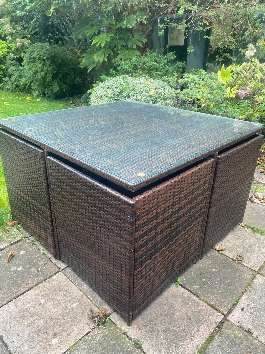 Outdoor rattan cube set table & chairs - Image 2