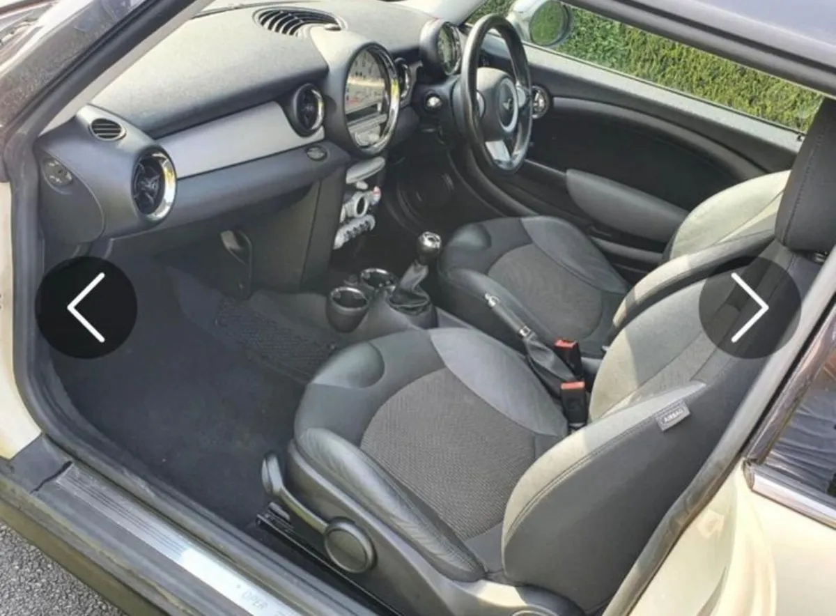 Mini Cooper 2010 - Image 3