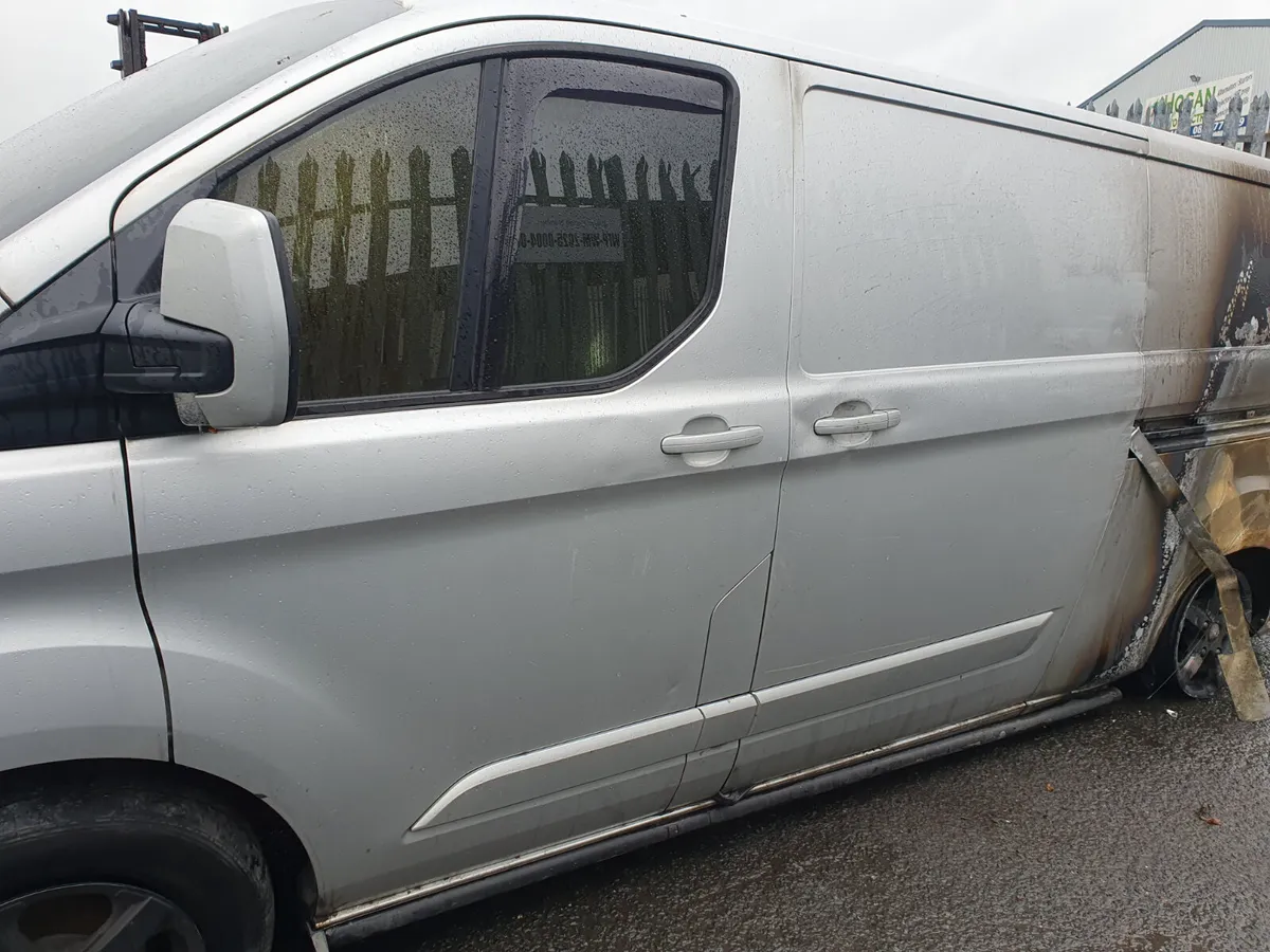 19 FORD TRANSIT CUSTOM  2.0 D FOR BREAKING - Image 3