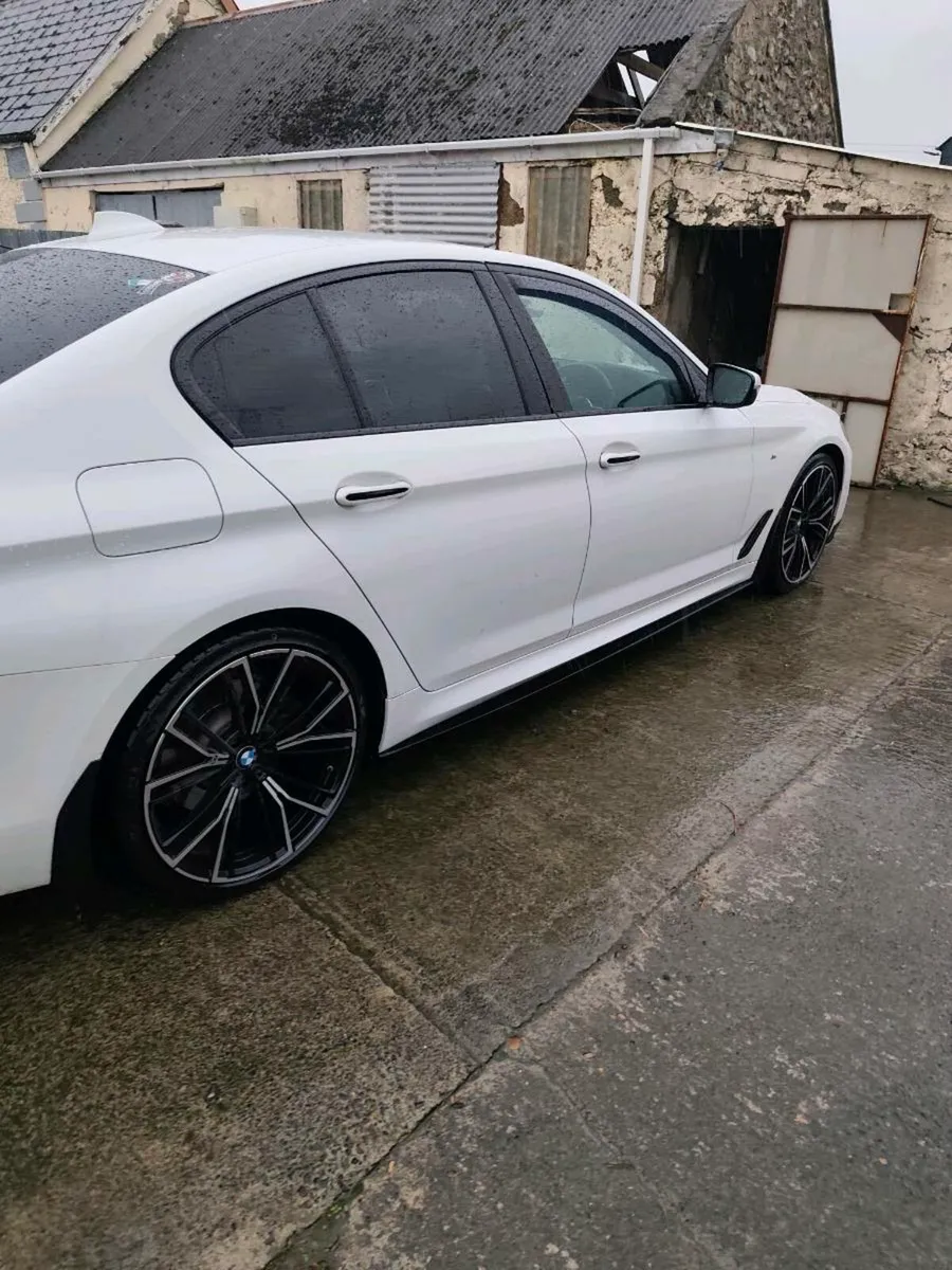 2018 BMW 520d msport xdrive - Image 4