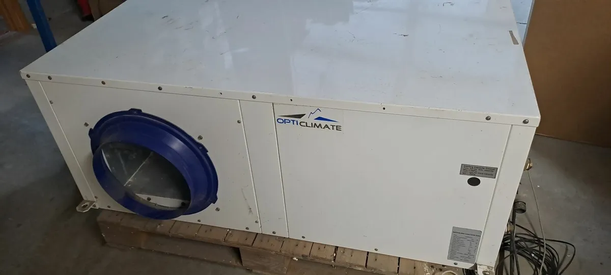 Opticlimate  1500 pro  Water Cooled Climate System - Image 1