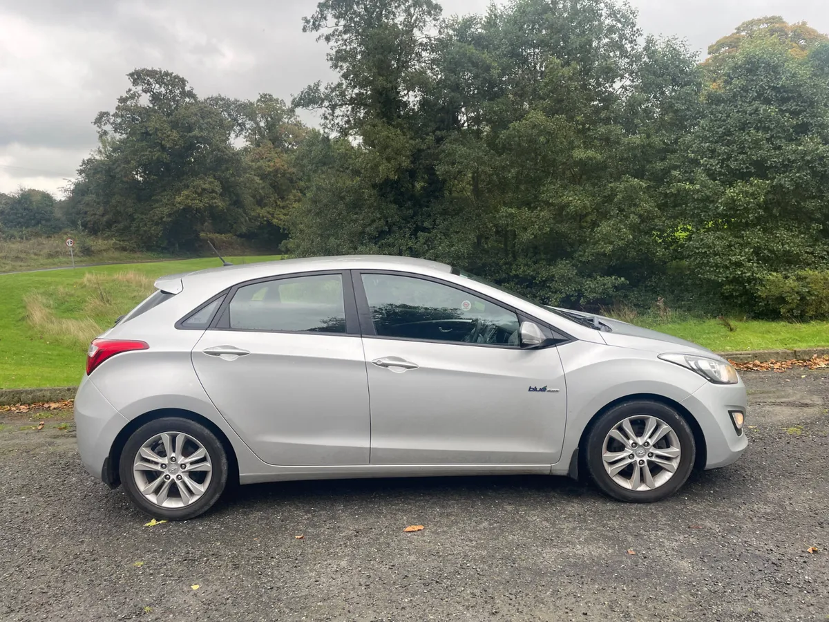 Hyundai i30 2013 , tested , cheap insurance - Image 2