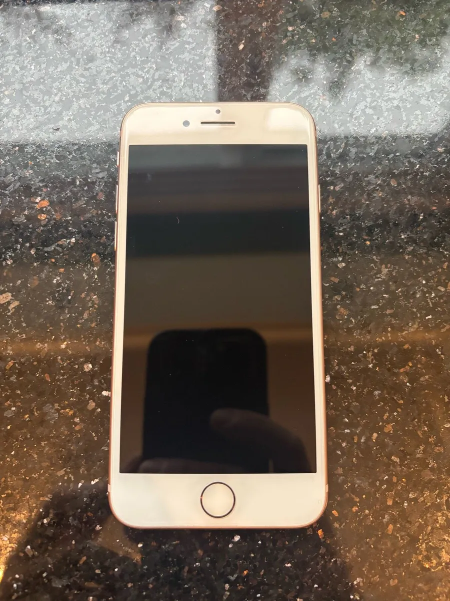 Apple iPhone 8 – 64GB – Unlocked - Image 3