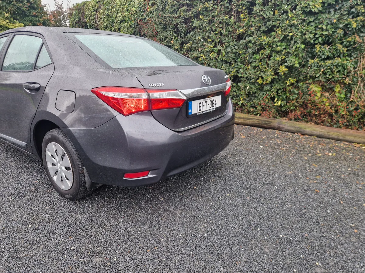 Toyota Corolla PETROL TERRA 2016 - Image 4
