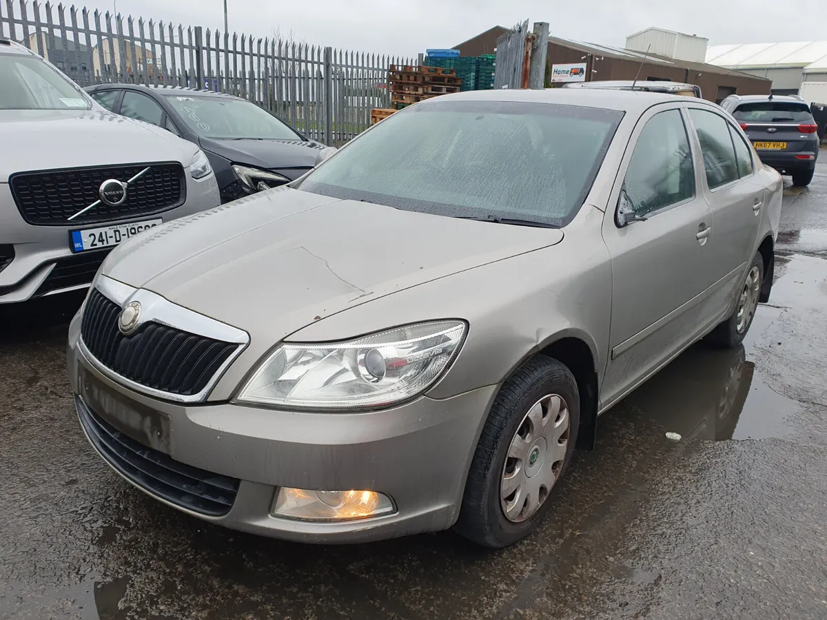 10 SKODA OCTAVIA  1.6 TDI (CAY) FOR BREAKING - Image 2