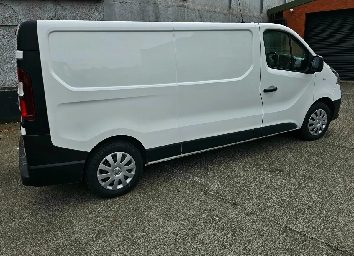 Renault Trafic 2018 - Image 3