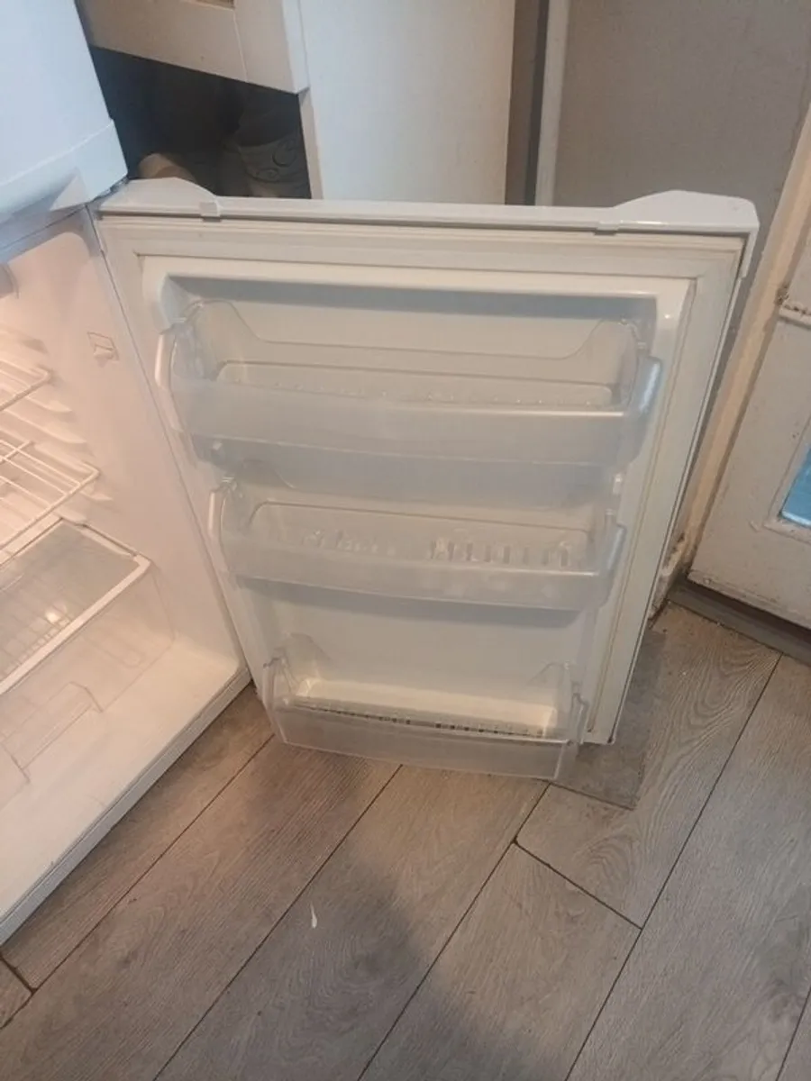 Beko Fridge Freezer - Image 4