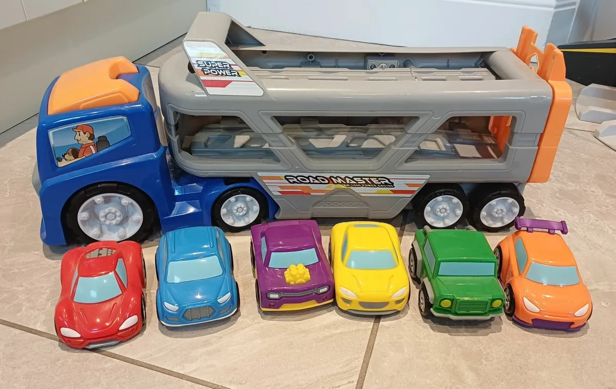 Roadmaster Car Transporter toy - Image 1