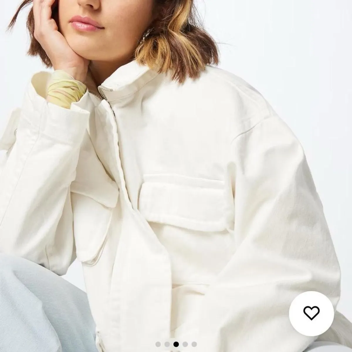 Monki oversized cream jacket with pockets and button closure - Image 2